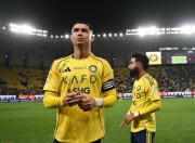  c罗和女友飞往瑞士短暂度假 意媒违反防 