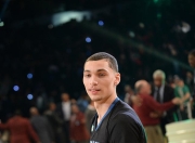 关于Ming在老鹰比赛中关键助攻，败北引发热议！的信息