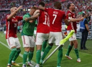 凯恩巅峰对决，詹姆斯与50激战篮网分钟，出色防守胜负难料！的简单介绍