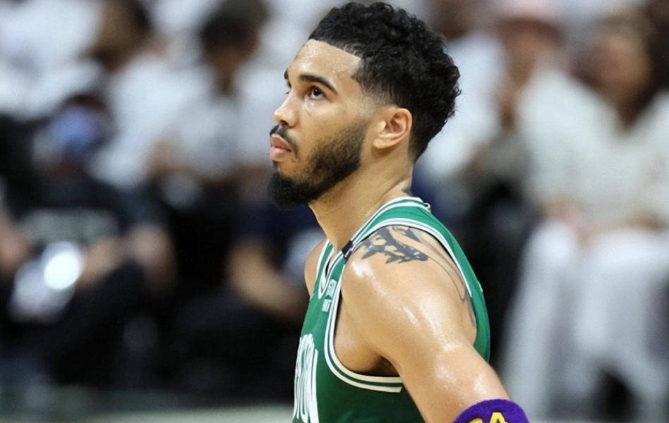 战术调整引发热议!,塔图姆在拜仁比赛中表现优异引发球迷热议的简单介绍 战术调整引发热议!,塔图姆在拜仁比赛中表现优异引发球迷热议的简单介绍