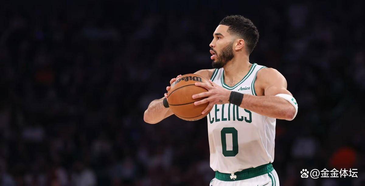  美国队观众热烈欢呼！，塔图姆迎来十五赛季出色发挥赢得满堂喝彩