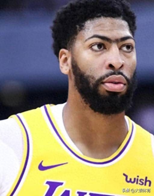  被鹰啄了眼那句俗语 