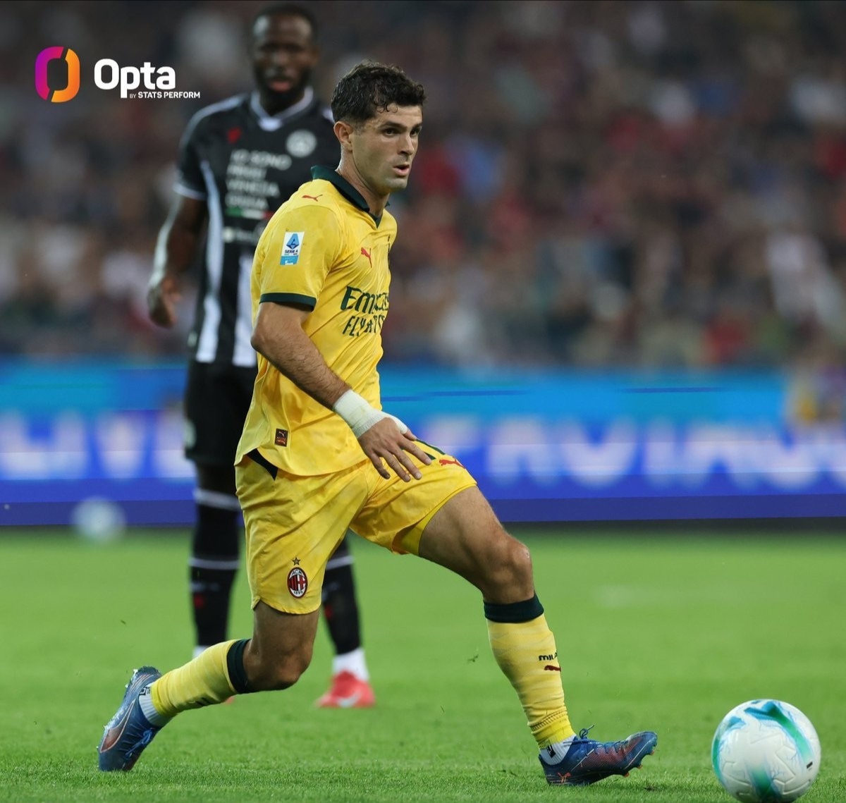 赛地聚焦:意甲赛前热度飙升,AC米兰强势反弹,媒体盛赞,控场能力受关注 赛地聚焦:意甲赛前热度飙升,AC米兰强势反弹,媒体盛赞,控场能力受关注