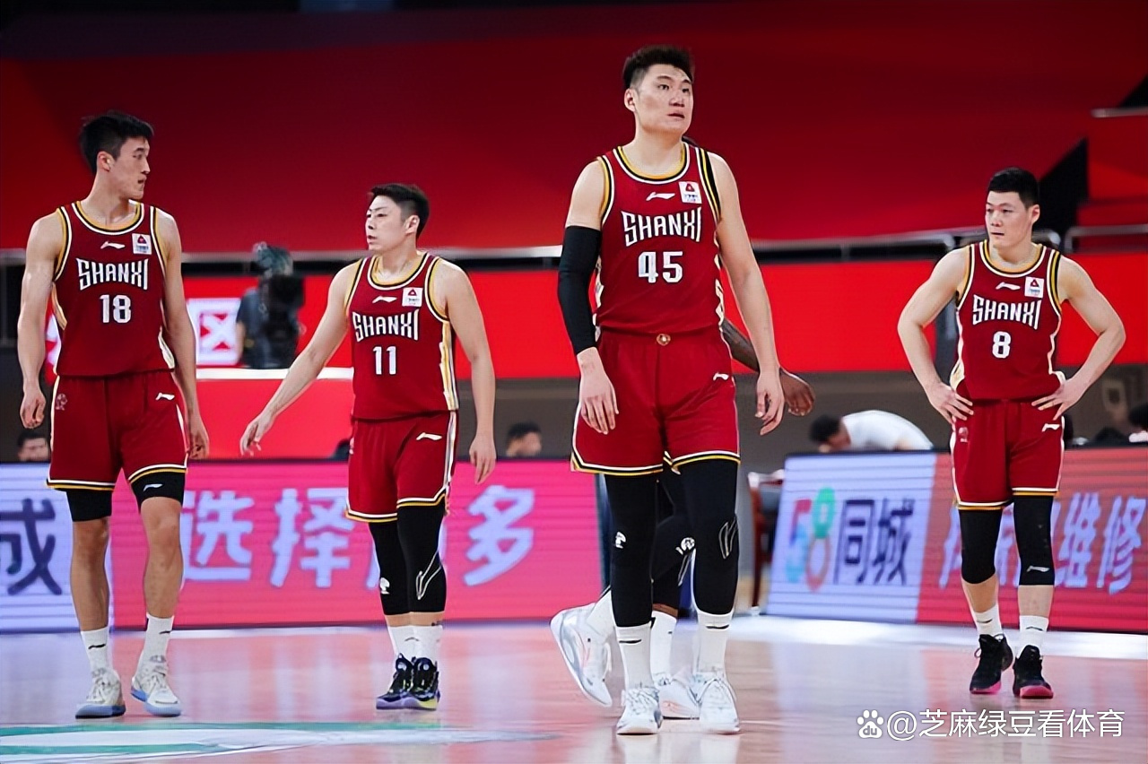 风云突变！新疆广汇今夜复出首秀，CBA常规赛版图或变，球迷炸锅，资深球员宣示担当(新疆广汇飞虎俱乐部篮球队直播)