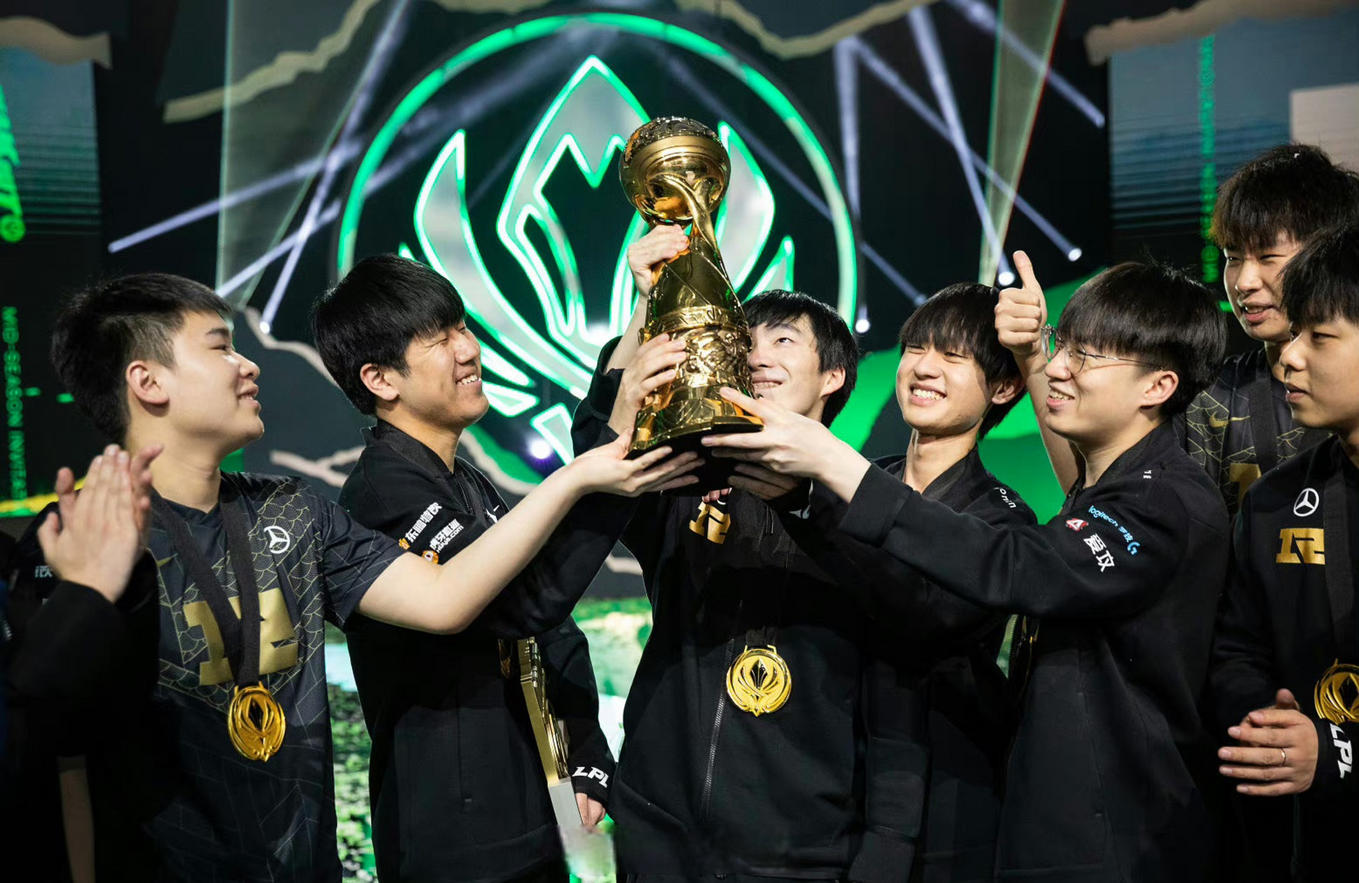 Ming在FPX比赛中大胜,出色防守引发热议!的简单介绍 Ming在FPX比赛中大胜,出色防守引发热议!的简单介绍