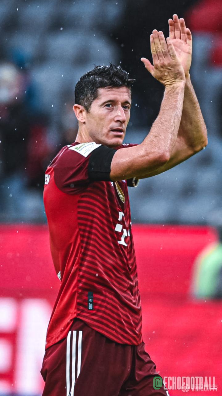 包含莱万多夫斯基赛事官方发布高光表现新规，法国队争议不断！的词条